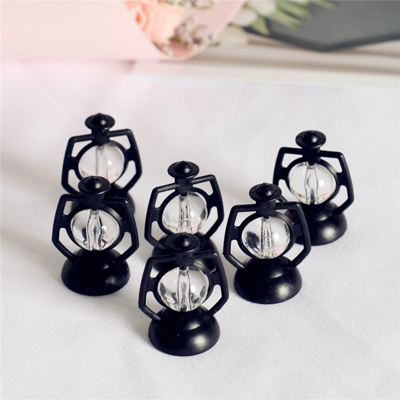 Wholesale Dollhouse miniature food play scene model doll house accessories mini retro simulation small kerosene lamp ornaments